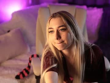 webcam girl owlluree image #5867546