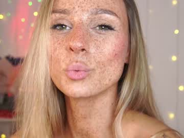 webcam girl artease image #5521535