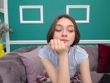 webcam girl adelewilson__ image #379725