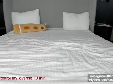 webcam girl carolinaherera image #5623448