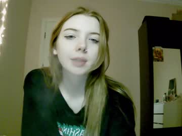 webcam girl lilllylovyou image #5571872