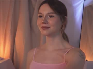 webcam girl kateuwugirl image #6210649