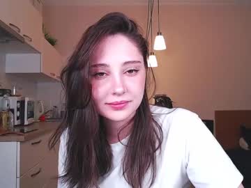 webcam girl funnybunny3579 image #4239861