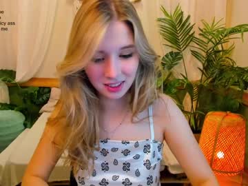 webcam girl milablush image #3402813