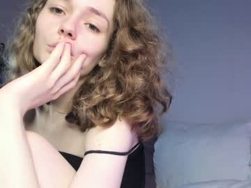 webcam girl mxxnsxsul image #2227575