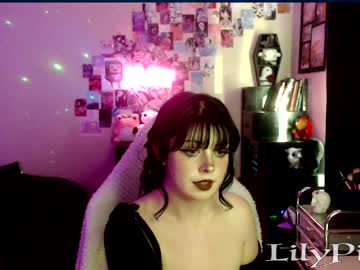 webcam girl lilypixel image #5344913