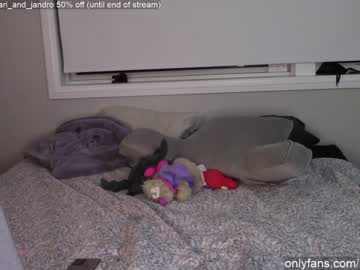 webcam girl mari_and_jandro image #329953