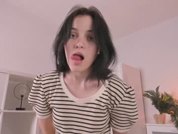 webcam girl carolmoores image #3189686