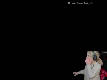 webcam girl kimilee22 image #5623636