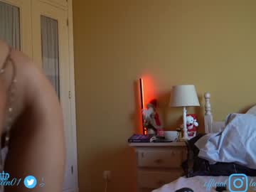 webcam girl layanaqueen image #3639585