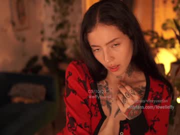 webcam girl effylowell_ image #5403311