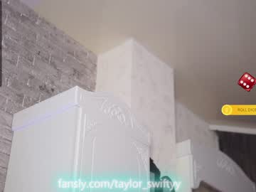 webcam girl _taylor_swift image #1603197