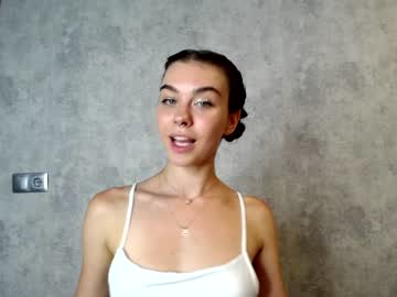 webcam girl nika_lodge image #2140684
