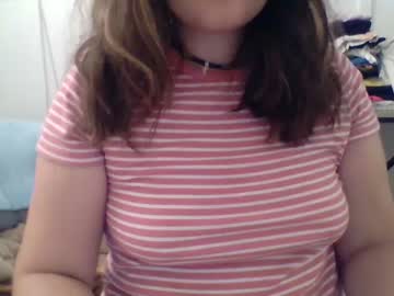 webcam girl good_pet image #5071338