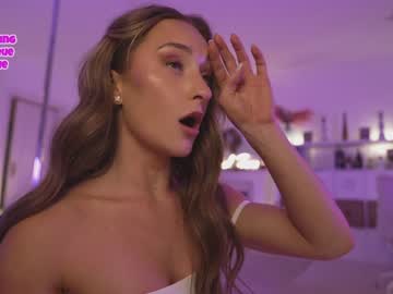 webcam girl hannahjames710 image #5466436