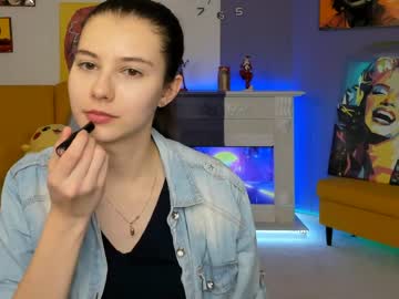 webcam girl carolineprise image #667452