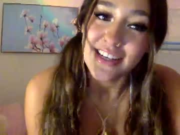 webcam girl teleaevansss image #6889686