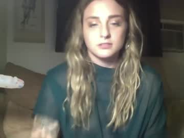 webcam girl bambidear420 image #4538127