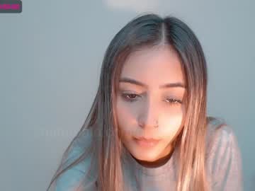 webcam girl gummy_bear7 image #1257401