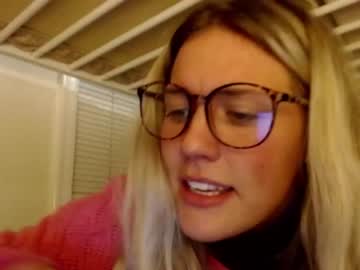 webcam girl bambis_honeypot image #959684