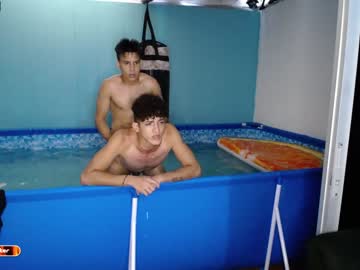 webcam man kings_of_the_house image #268233
