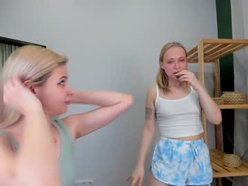 webcam couple julia___sun image #3210739