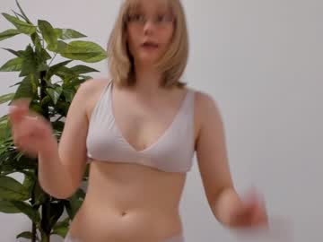 webcam girl laurachane image #3957294