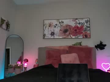 webcam couple ari_lovexo image #5618850