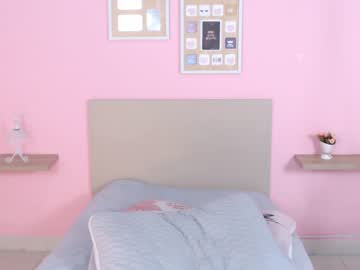 webcam girl little_effy18 image #140201