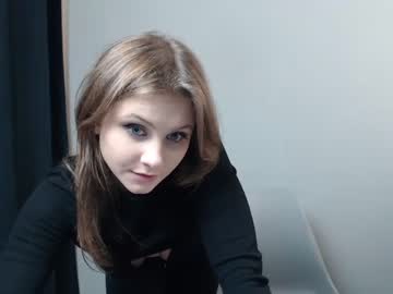 webcam girl relax_nina image #251079