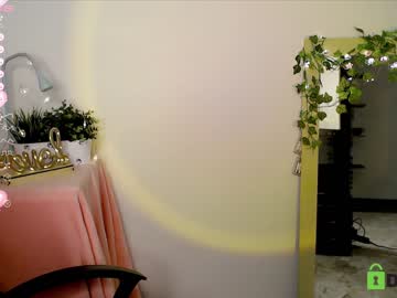 webcam girl shy_blondiee image #3879338