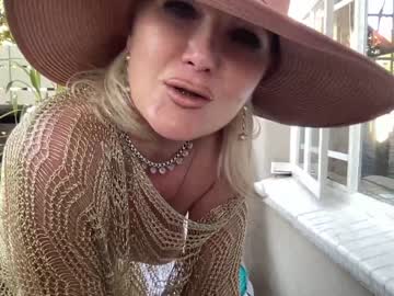 webcam girl gl1tter_barbie image #1651971