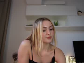 webcam girl funny_to_see_you_here image #5406526