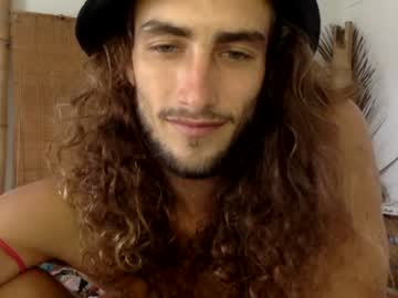 webcam man coconanacam image #789753