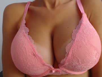 webcam girl eat_mee_out image #2699779