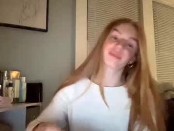 webcam girl kaybrookee image #3485670
