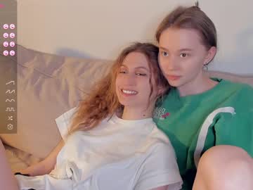 webcam couple _hollydolly_ image #6390492