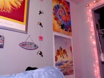 webcam girl kelsbunny21 image #2038653