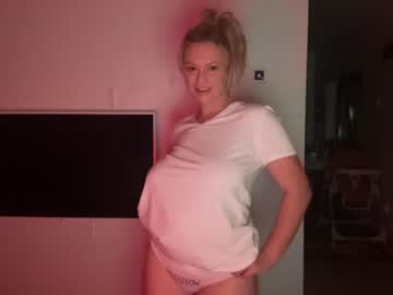 webcam girl kiradivine image #2645090
