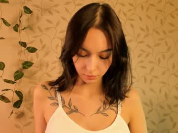 webcam girl aimeerogers image #4054035