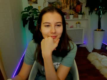 webcam girl carolineprise image #675243
