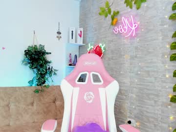 webcam girl kloeking_ image #4695848