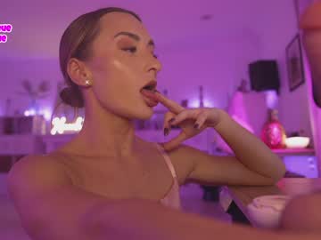 webcam girl hannahjames710 image #5768112