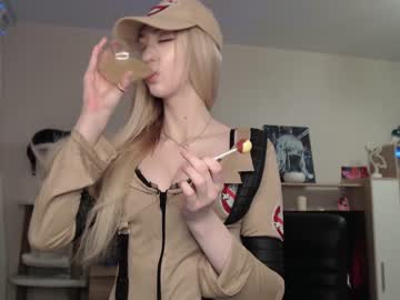 webcam girl gudeeetama image #376550