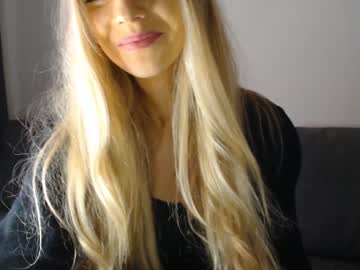 webcam girl pervyblonde image #1292955